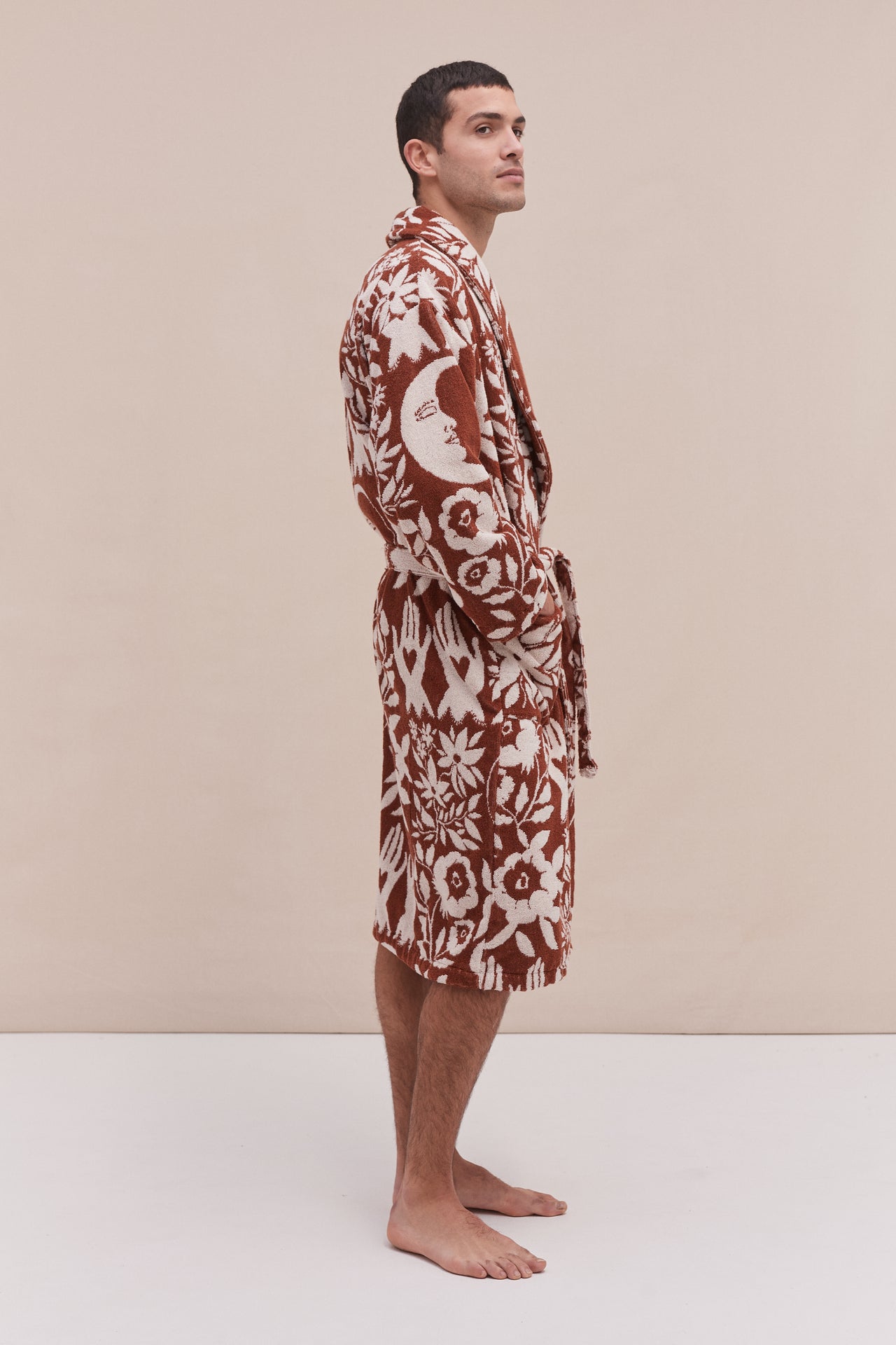 Unisex Towel Robe Idle Hands Mocha/Cream