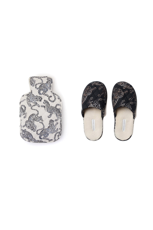 Jag Keep it Cosy Gift Set